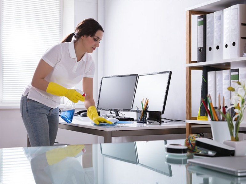 How is expert workplace cleaning&nbsp;done?